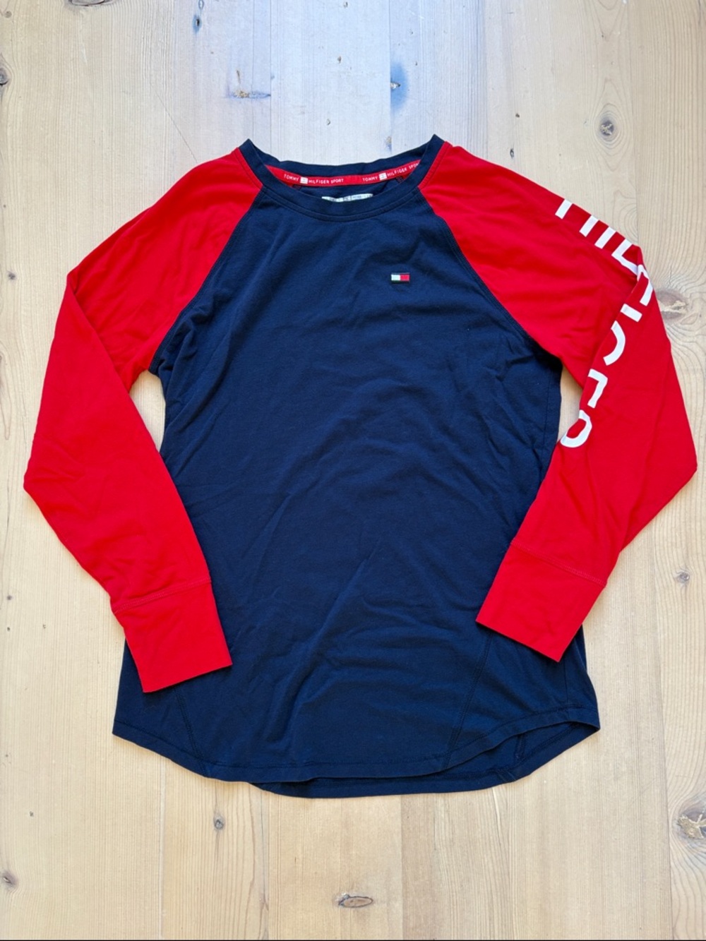 Women’s Baseball Tee Tommy Hilfiger Navy & Red Long Sleeve T-Shirt - Small